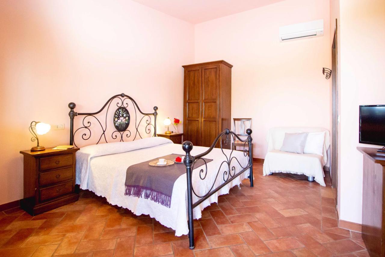 Agriturismo Poggio Pistolese Монтайоне Экстерьер фото